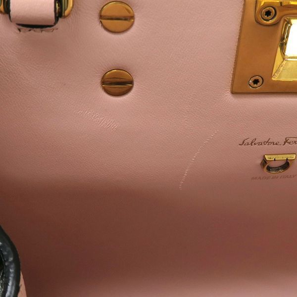 フェラガモ ステューディオ ボックスバッグ 211424 Aランク DECORATOM_COM_BR