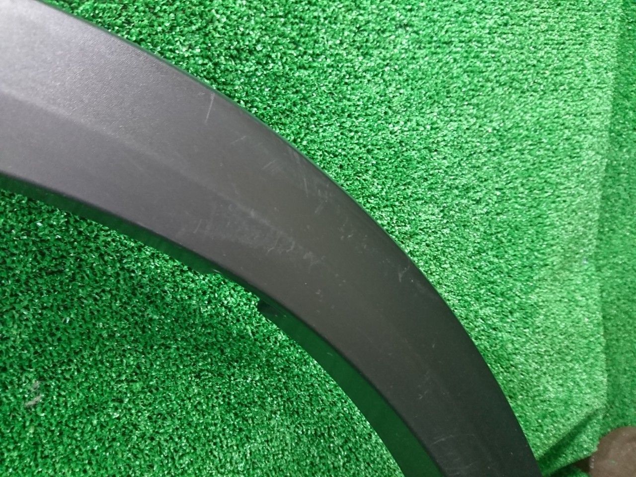 KF2P CX-5 左フェンダーモール 無塗装黒 (80291) KF2P CX-5 左フェンダーモール 無塗装黒 (80291) マツダ KF2P KF5P