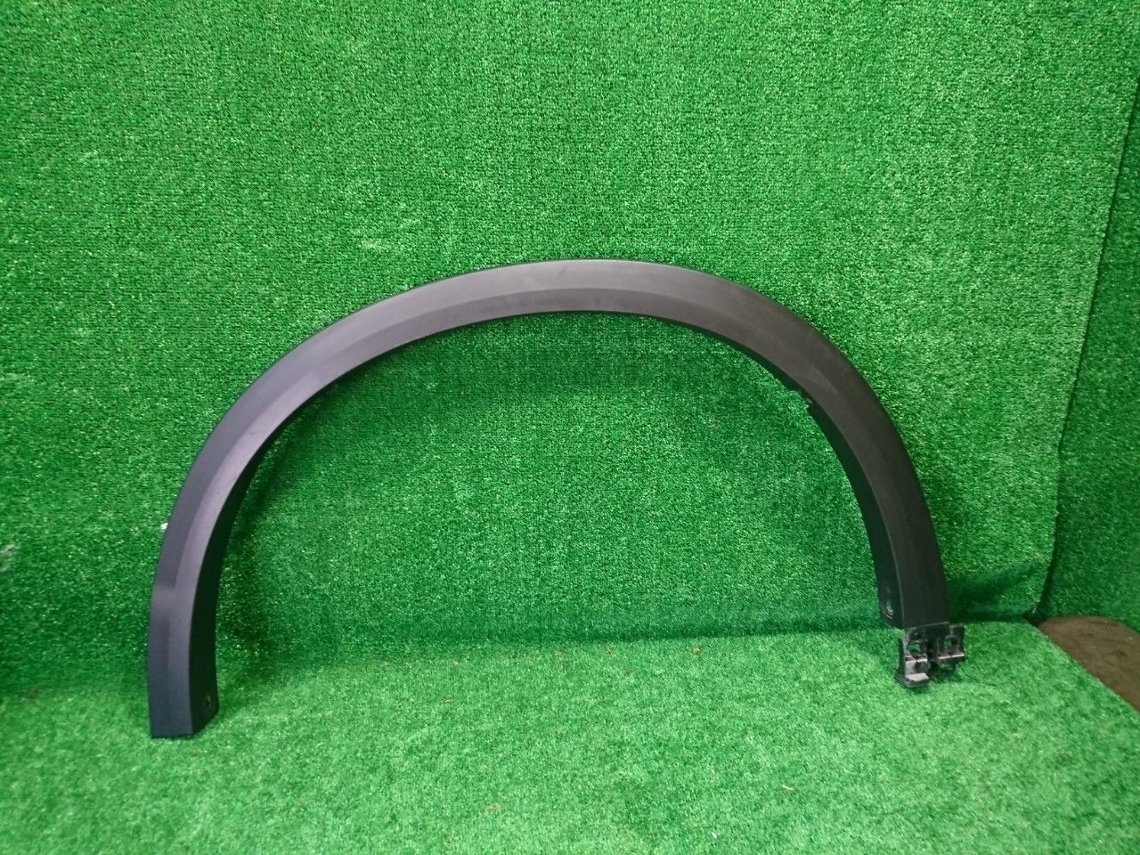 【　専用　】 MN71S クロスビー 右フェンダーモール 無塗装黒(80311) KF2P CX-5 左