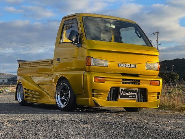 車 キャリイ DC51T 専用オーバーフェンダー ハロースペシャル？