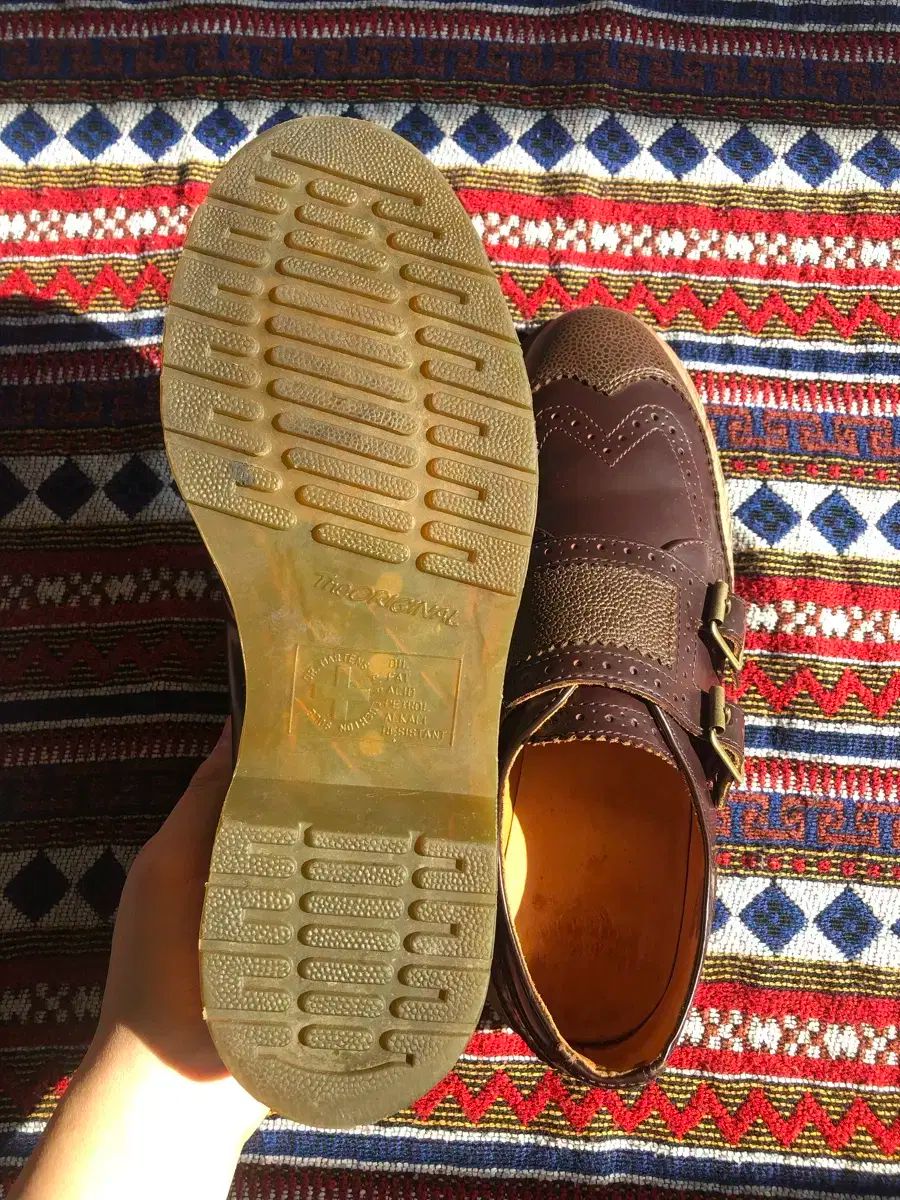 ダブルモンクストラップ 靴