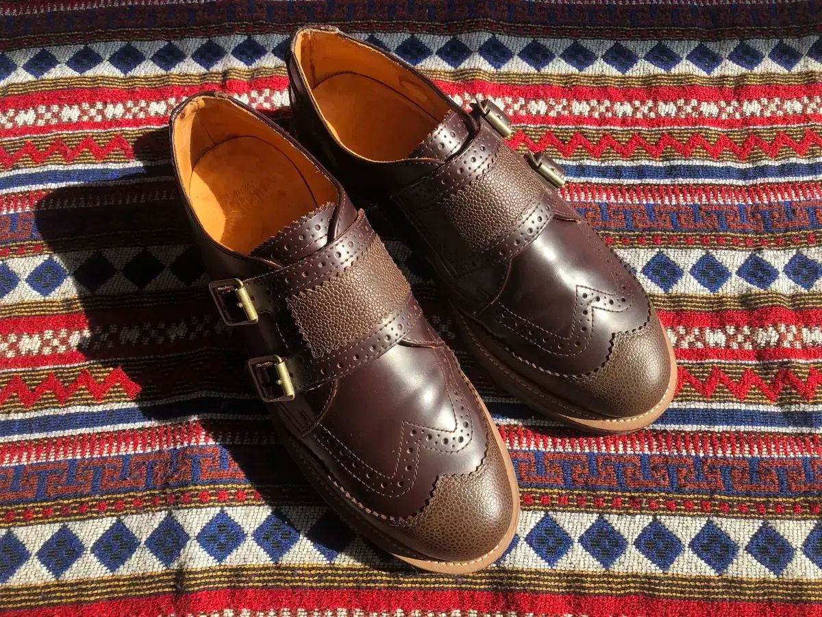 DR. MARTENS ドクターマーチン Carl ダブルモンクストラップ 靴 280