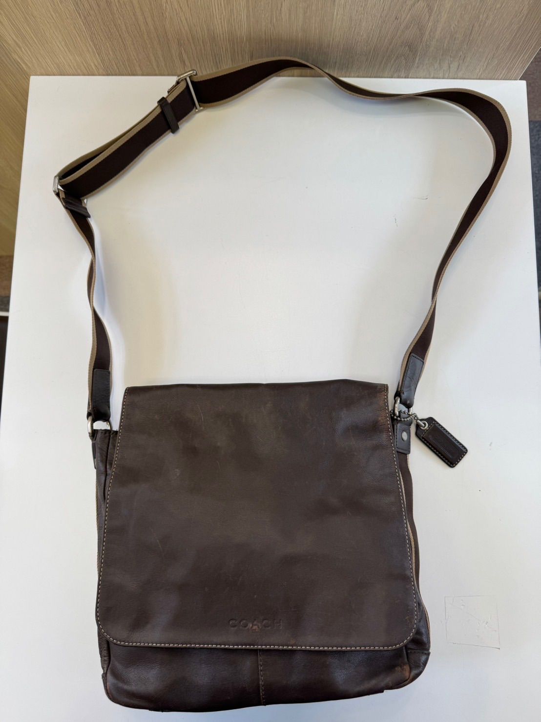 品 COACHコーチ レザー ショルダーバッグ メッセンジャーバッグ F70555 茶ブラウン 斜め掛け 肩掛け バッグかばん 現状品