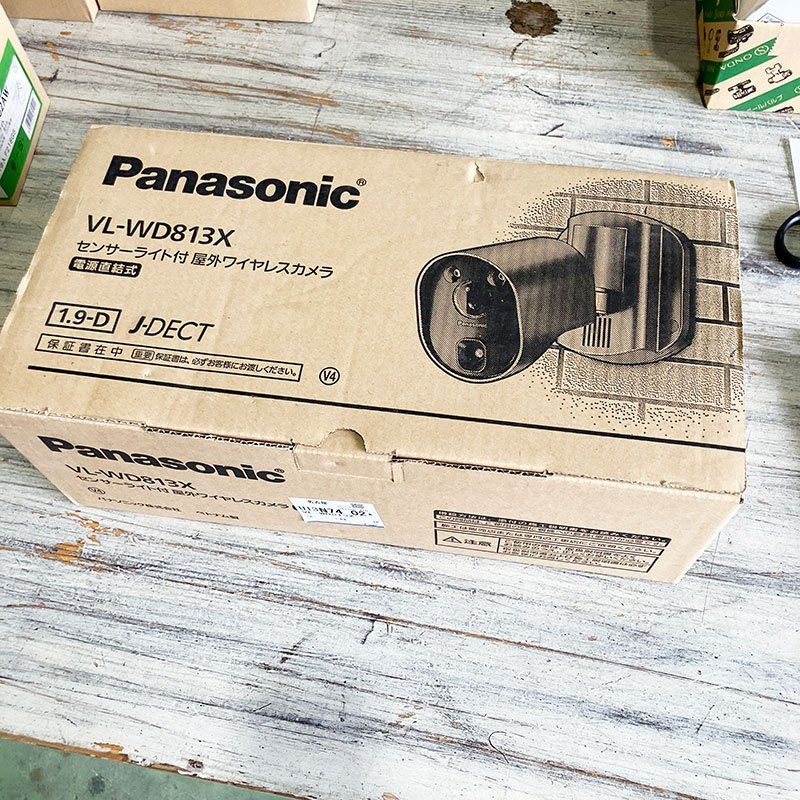 パナソニック Panasonic センサーライト付屋外ワイヤレスカメラ 電源直結式 VL-WD813X