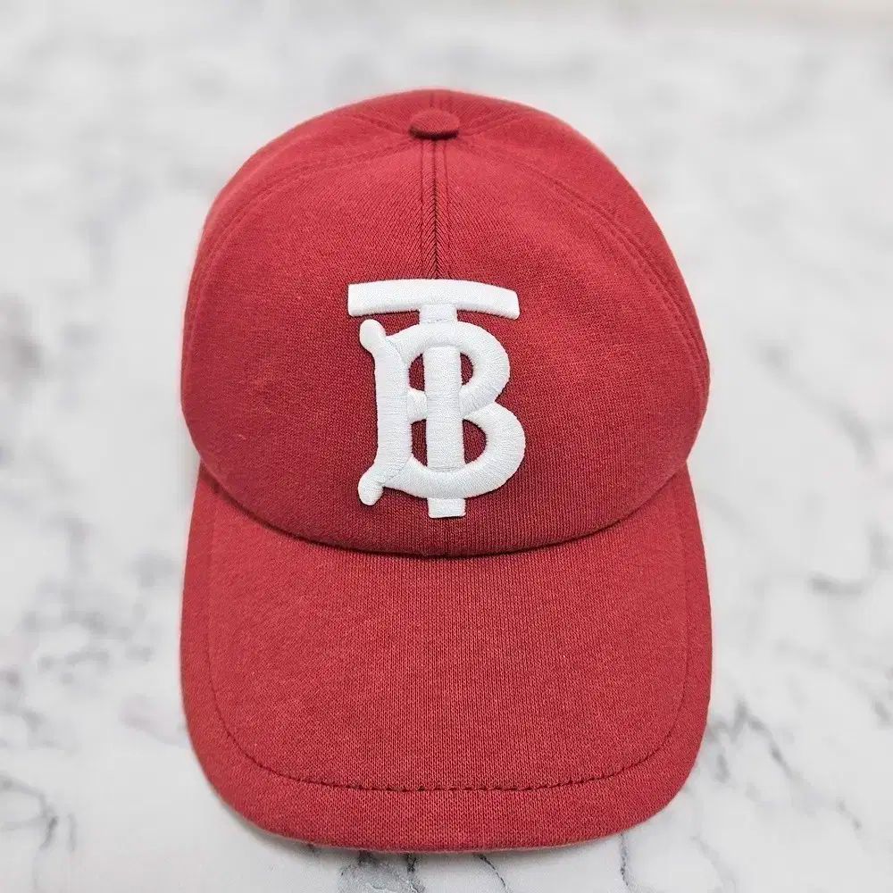 M BURBERRY バーバリー TBロゴ ベースボールキャップ レッド