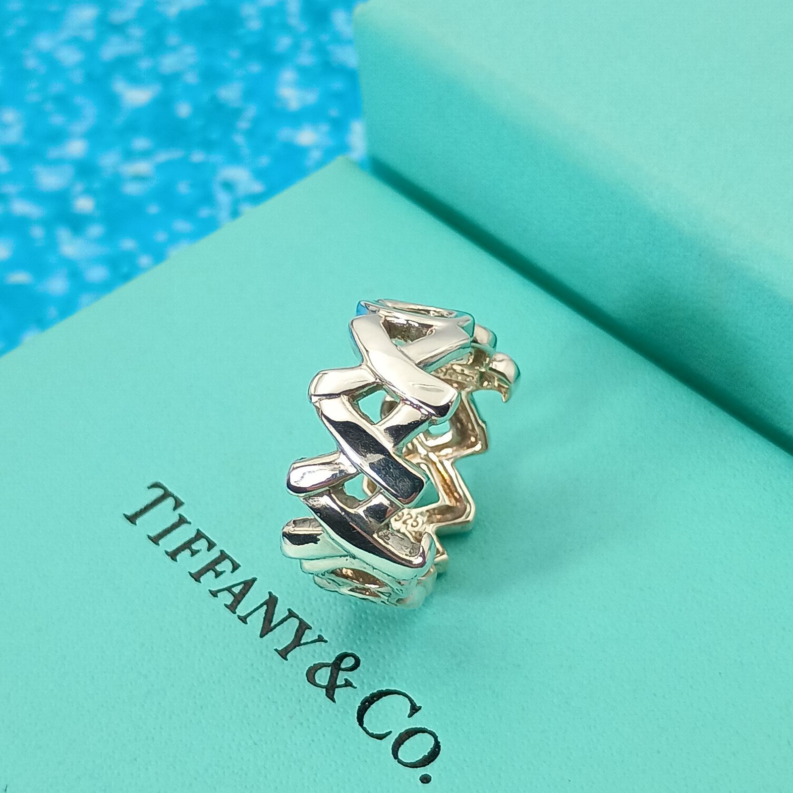 TIFFANY &Co. ティファニー 11号ラブ＆キス リング シルバー925 Love