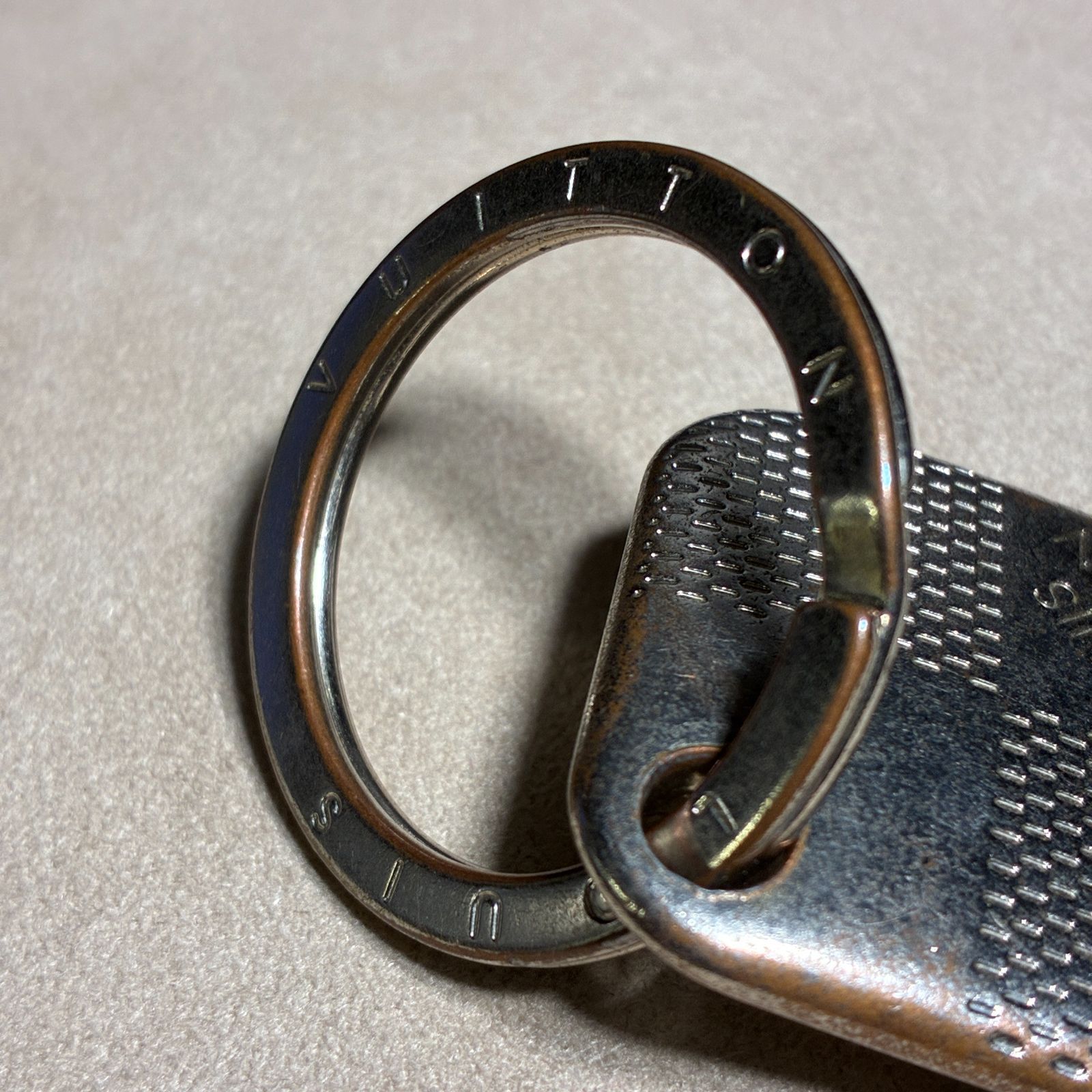 ダミエ キーホルダー