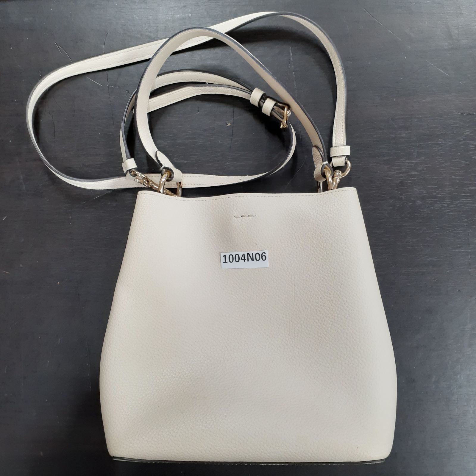 セール！美品！【1004N06】COACH コーチ スモール タウン バケット 