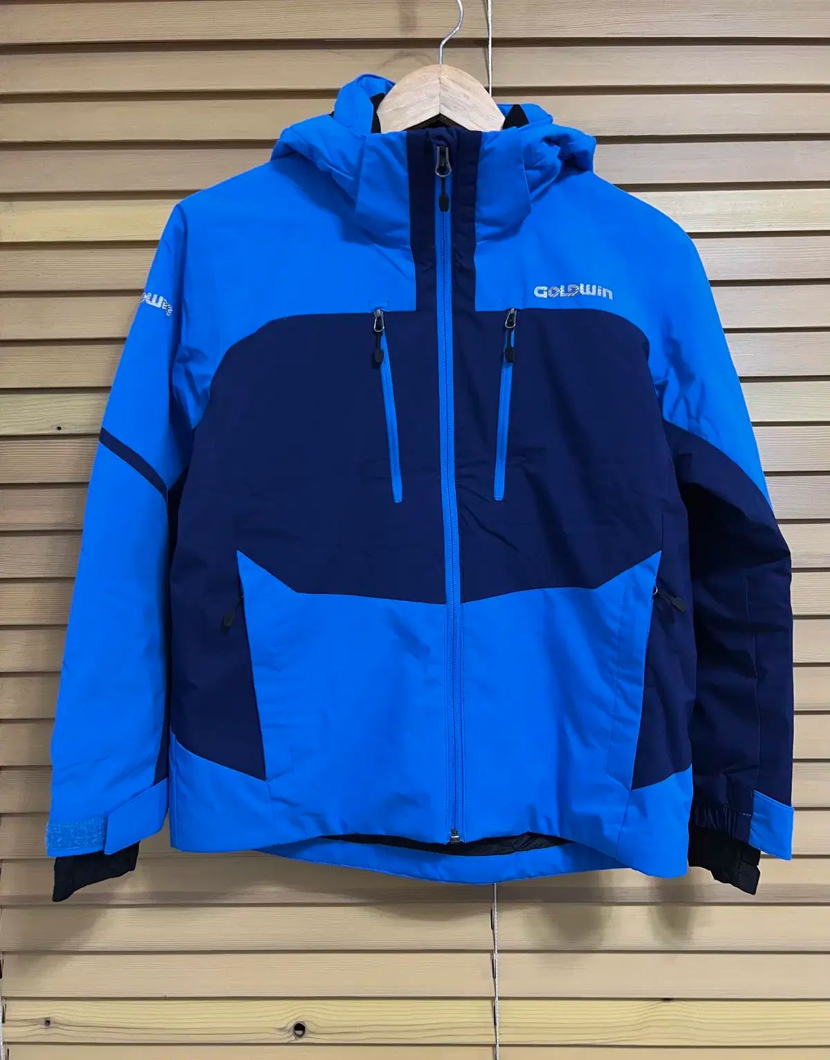 GOLDWIN キッズ フードジップアップ アウター 機能性 スキー 140