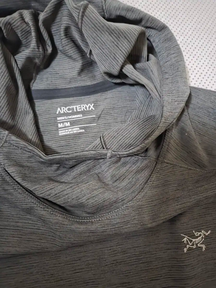 ARC TERYX アークテリクス コ 맥 フー Tシャツ 長袖 ブラックヘザー mサイズ