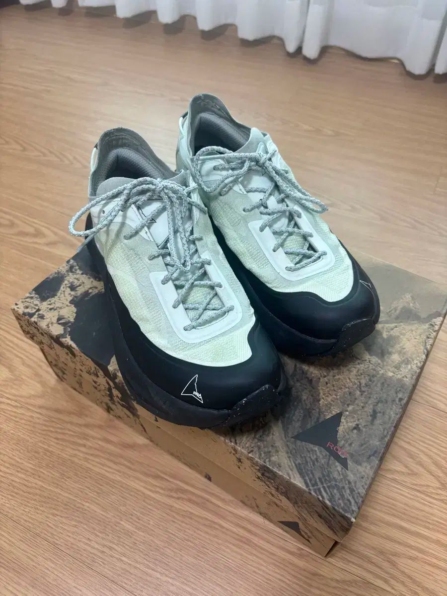 Roa ロア セラ フロスティッド ミント ブラック 41 サイズ