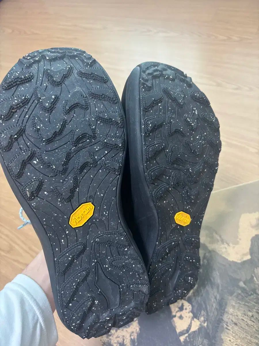 Roa ロア セラ フロスティッド ミント ブラック 41 サイズ