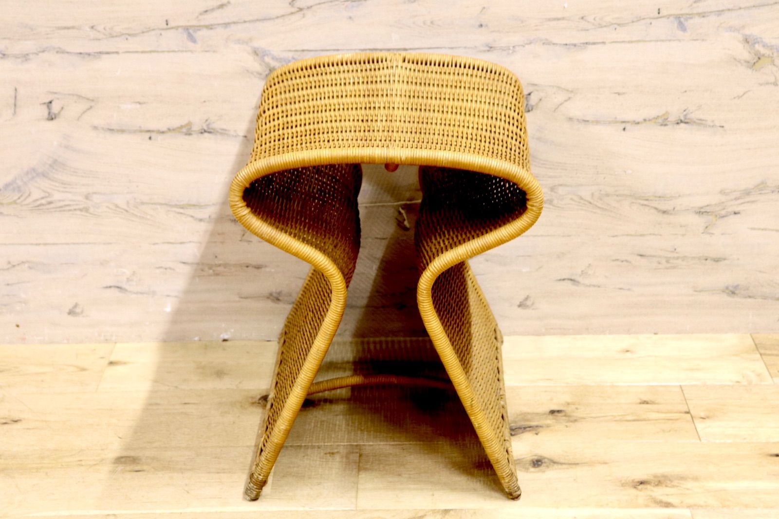 ウィッカー ラタンスツール