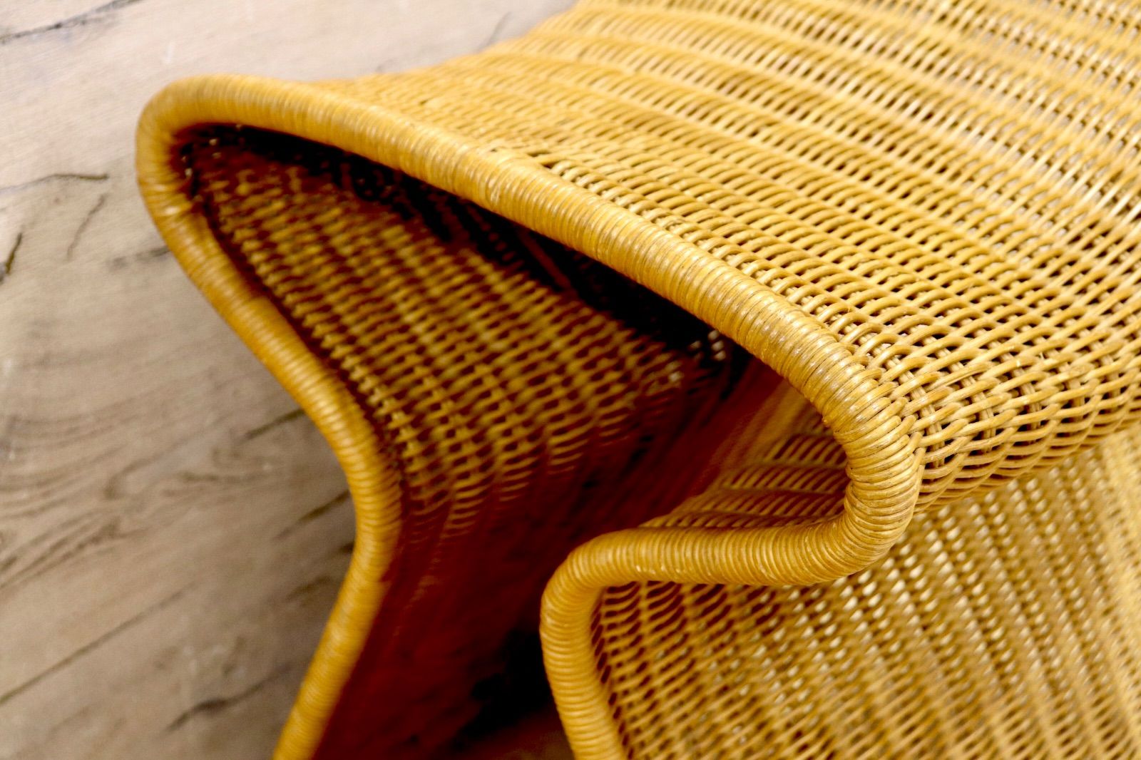 ウィッカー ラタンスツール