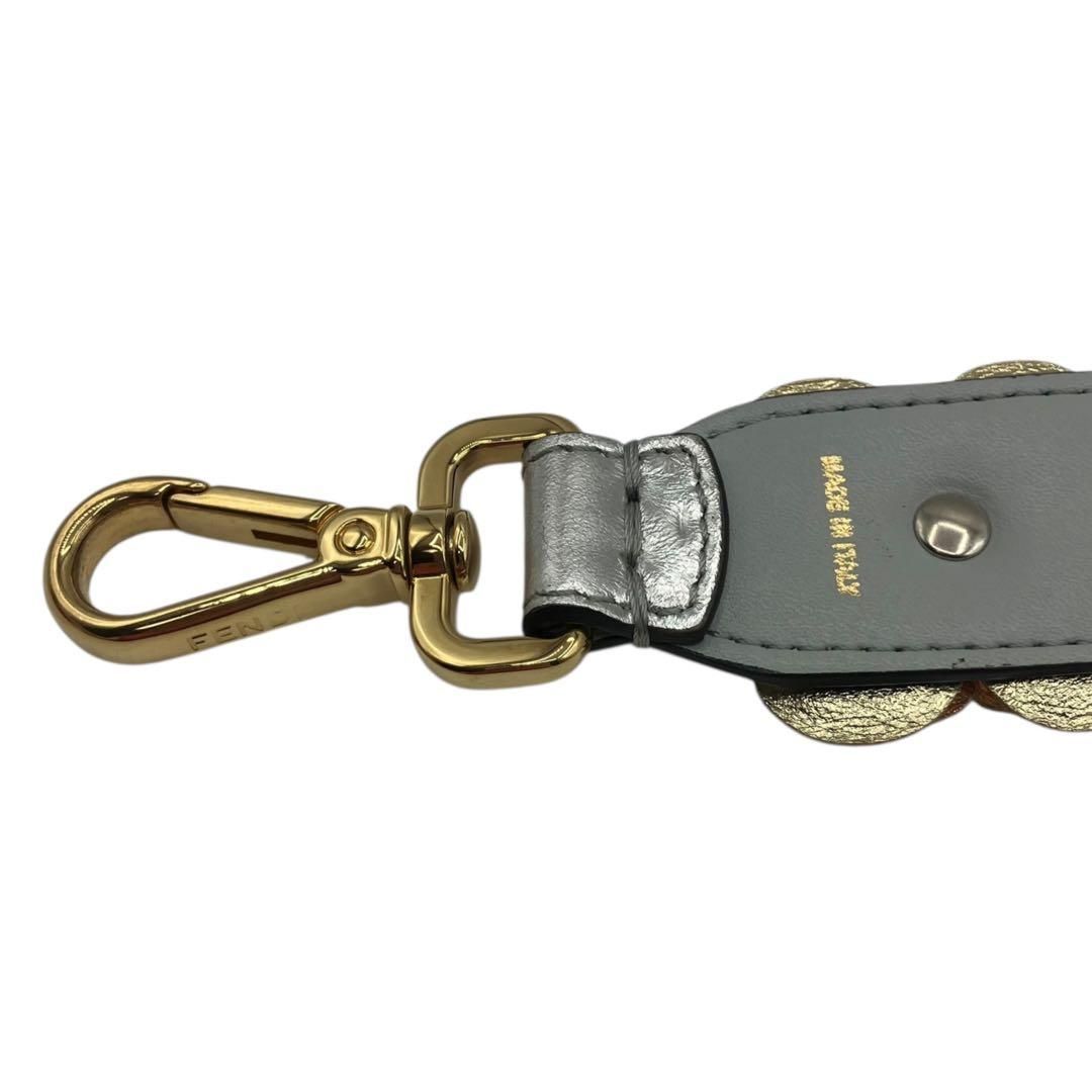 洗いやすい フェンディ ミニストラップユー フラワー スタッズ