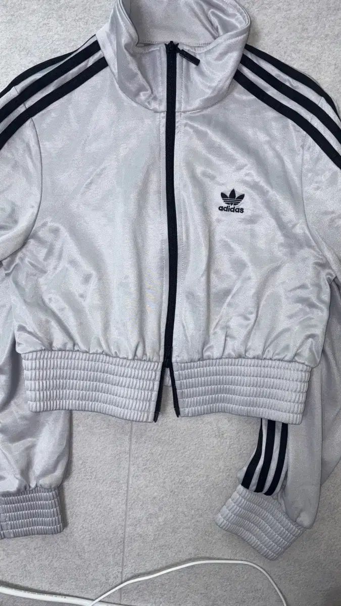 アディダス オリジナルス ファイヤーバード トラックジャージ シルバー