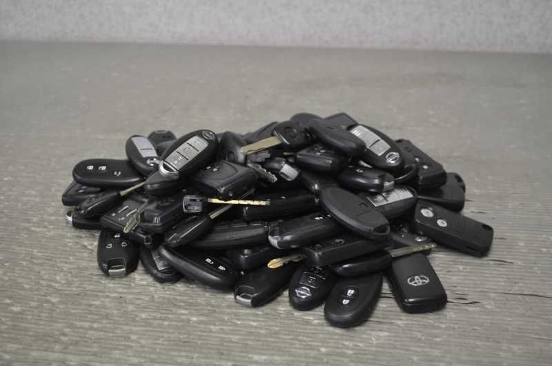 日産 ホンダ スズキ ダイハツ マツダ 他 スマートキー キーレスリモコン 鍵 まとめ売り 100本 s020393A