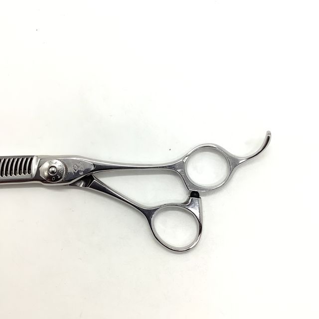  ナルトシザーズ ナルトシザーNARUTO 二梳きヘネシーラムールS 31 オフセット シザー セニング 美容ハサミ すきばさみ 美容師 理容師 約20～25 右利き 5.8インチ sc 2075 セニングシザー(すきバサミ) 散髪用品