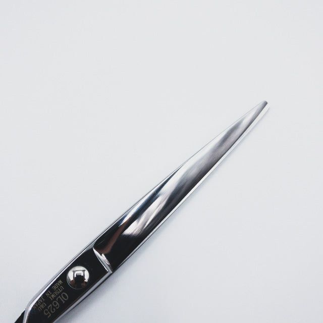 新品未使用【内海ウツミUTSUMI】U&U OL625 シザー オフセット 理容