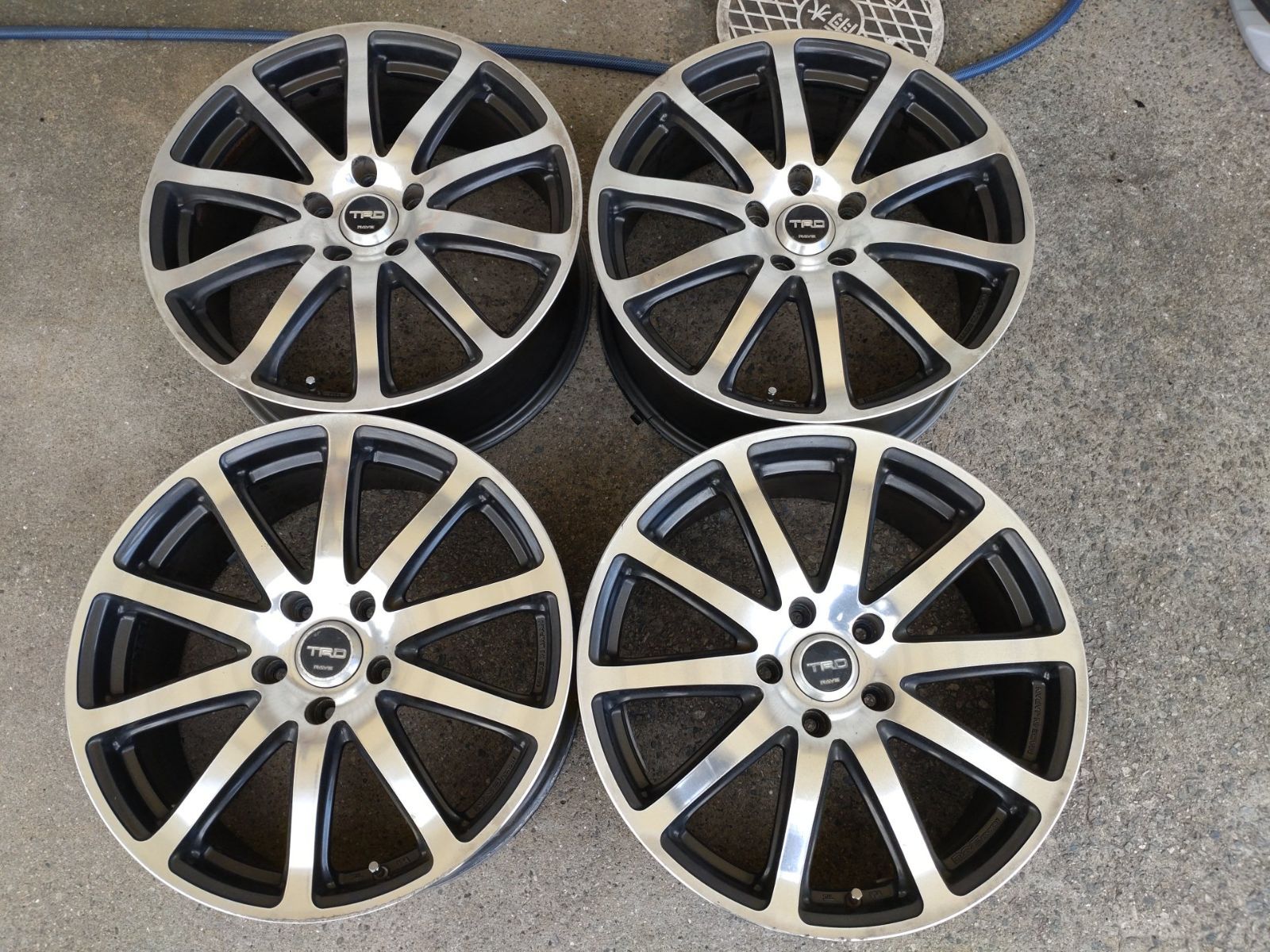 RAYS TRD TF2 18インチ 7.5J 47 114.3-5H アルミホイール 4本 4本セット