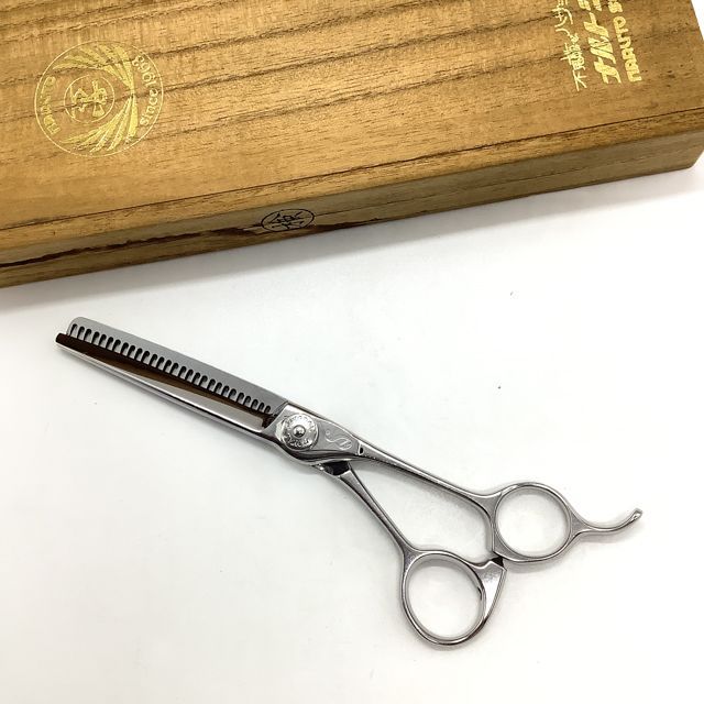 ナルトシザーズ ナルトシザーNARUTO SCISSORS RK ジャングルB28 オフセット シザー セニング 美容ハサミ すきばさみ 美容師 理容師 約30～35 右利き 5.8インチ sc2078