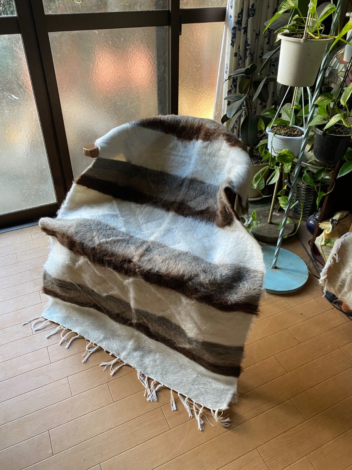 トルコ発現地より卸売販売シイルトバッタニイェ アンゴラヤギのモヘアで織り機で織られた毛布