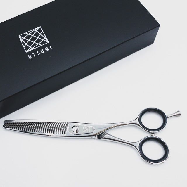 内海ウツミUTSUMI AT20 メガネ シザー セニング 美容ハサミ すきばさみ 美容師 理容師 約20 右利き 6インチ sc2359