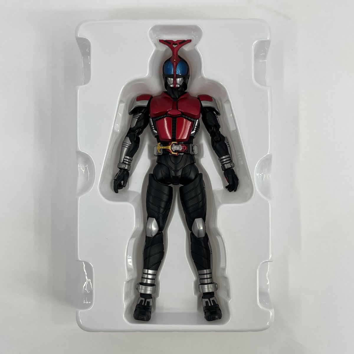 S.H.Figuarts 仮面ライダーカブト ライダーフォーム 真骨彫製法 フィギュア