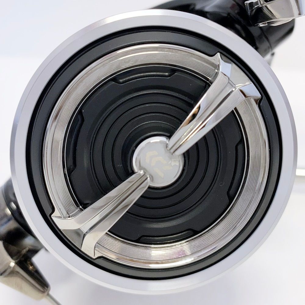 加古川店】 中古 Daiwa | ダイワ リール 23レグザLT 3000S-CXH  