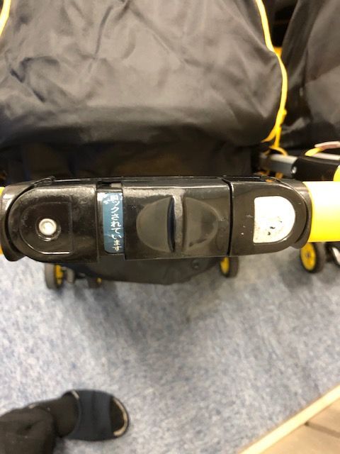 ツインズ 2人乗りベビーカー