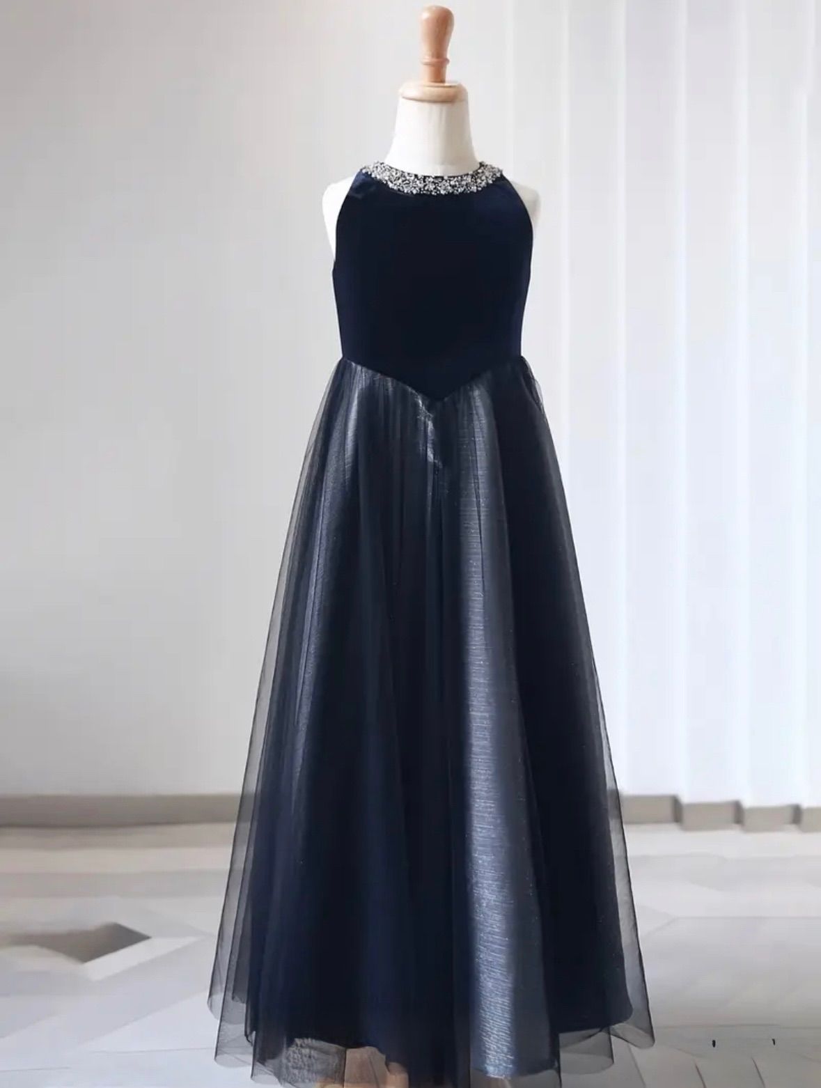 エレガントなシーケンス無袖チュチュドレス スパークリングなラストーン装飾 - 女の子のパーティー コンサート 卒業式 特別なイベントに最適 - ピアノバイオリン発表会ドレス コンサート用衣装 洗練されたスタイル