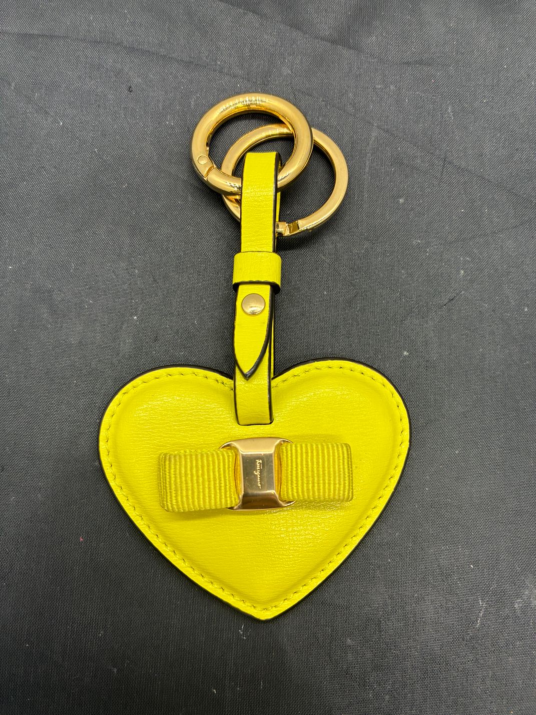 サルヴァトーレフェラガモ キーリング ハート B25083377