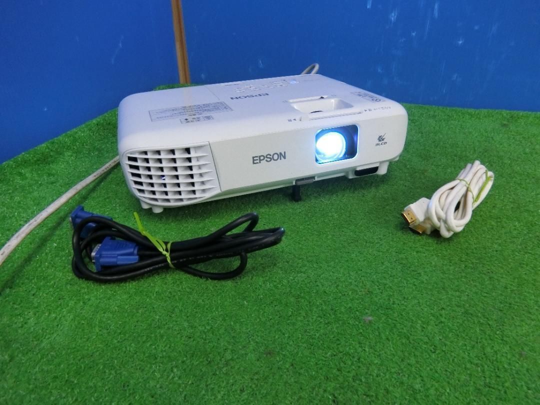 A775 EPSON EB-X05 プロジェクター本体 保証付 2510