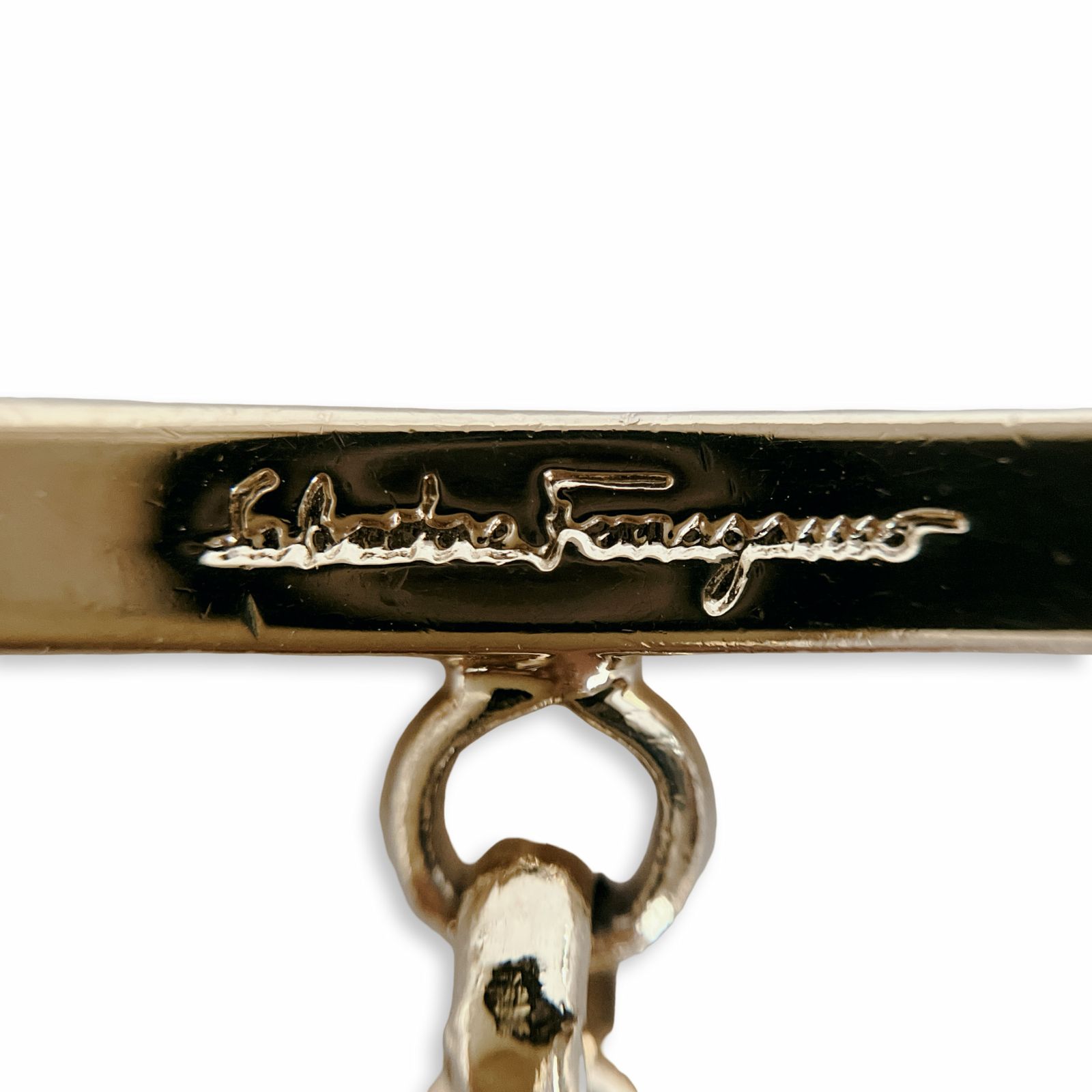 Salvatore Ferragamo サルヴァトーレフェラガモ ガンチーニ トグル  