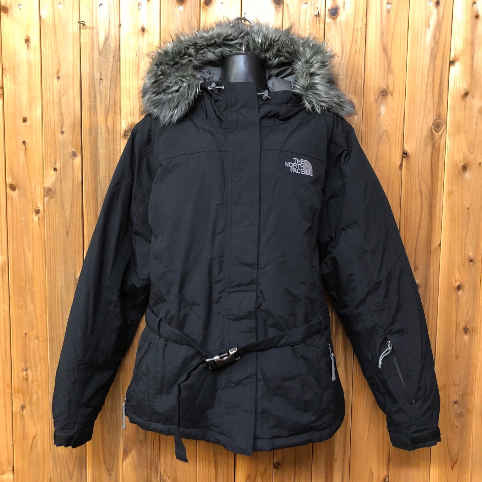 THE NORTH FACE ノースフェイス 550 レディースXL 長袖 ダウン THE NORTH FACE ノースフェイス 550 レディースXL 長袖 ダウン