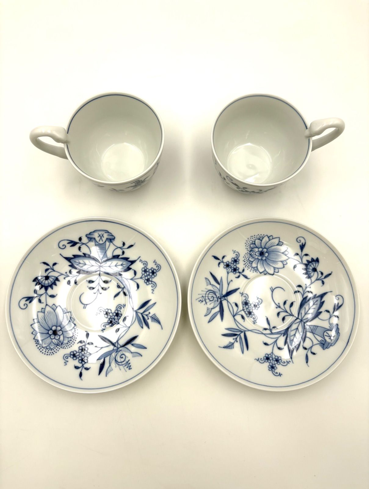 Meissen マイセン ブルーオニオン スワン 頭 ハンドル ハイハンドル カップ＆ソーサー 2客ペア