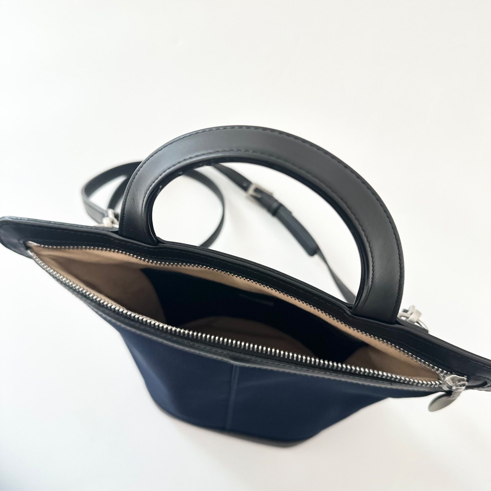 HIROKO HAYASHI ISOLETTA ヒロコハヤシ バッグ ディープネイビー 美品 