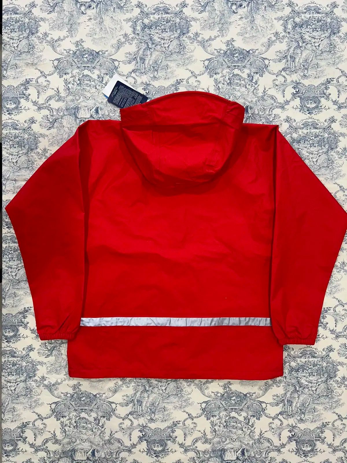 モンベル ウィンドブレーカー