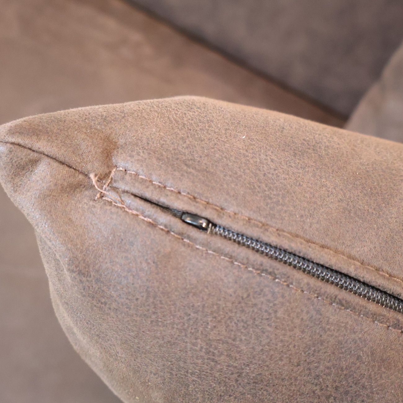 ロム アッシュ材