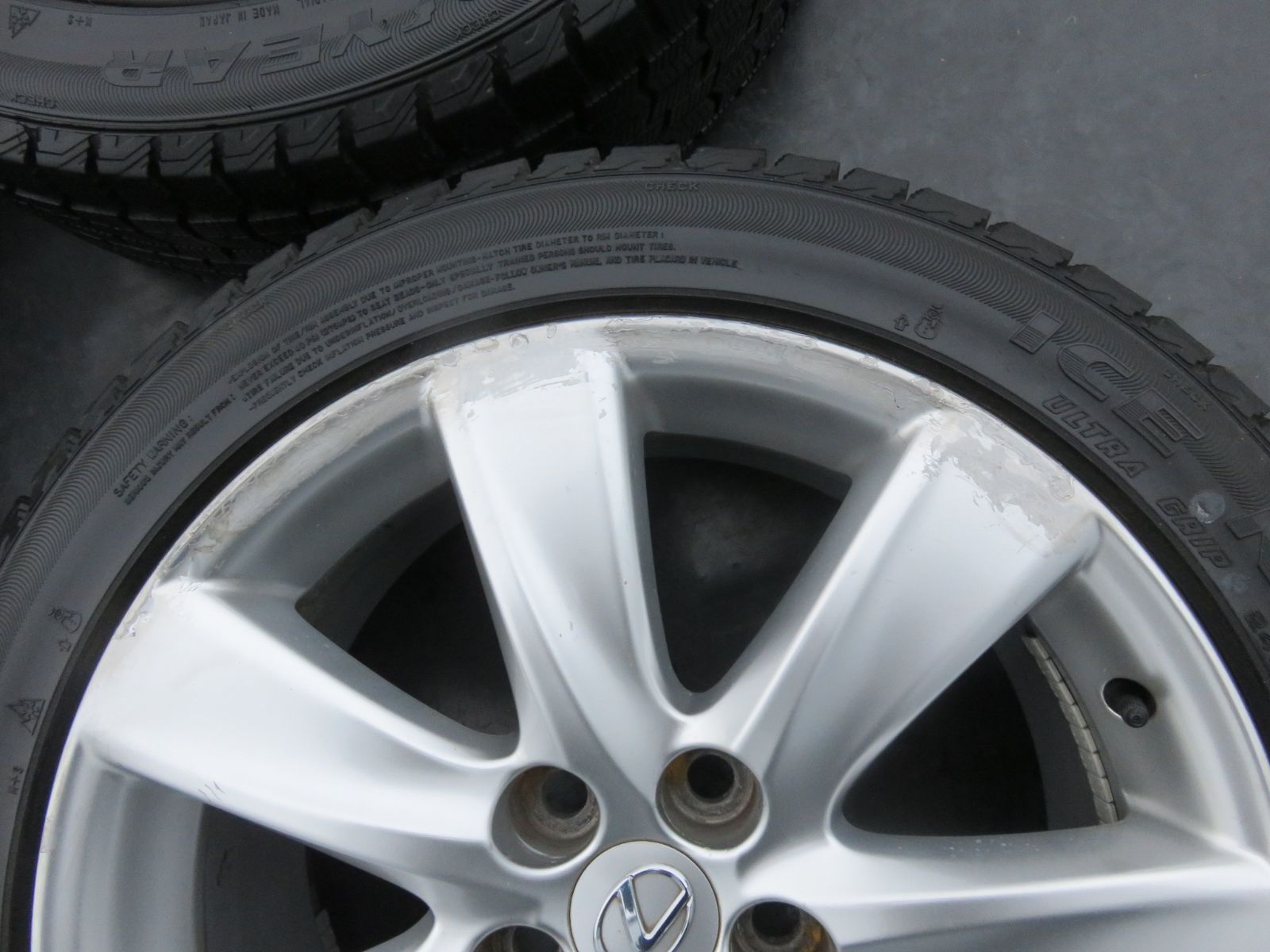 ホイールタイヤ