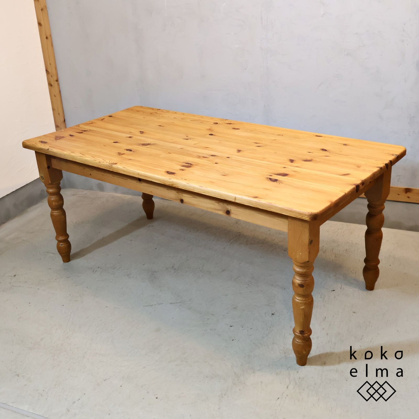 アンティーク調 パイン無垢材 ダイニングテーブル クラシック 英国カントリースタイル 4人用 食卓 ナチュラル エレガント