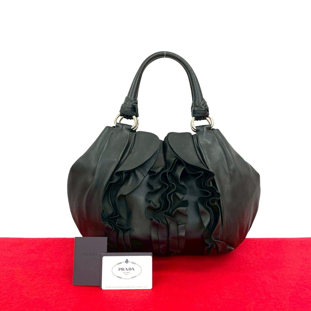 極 美品 希少品 カード付き PRADA プラダ フリル ギャザー レザー 本革 