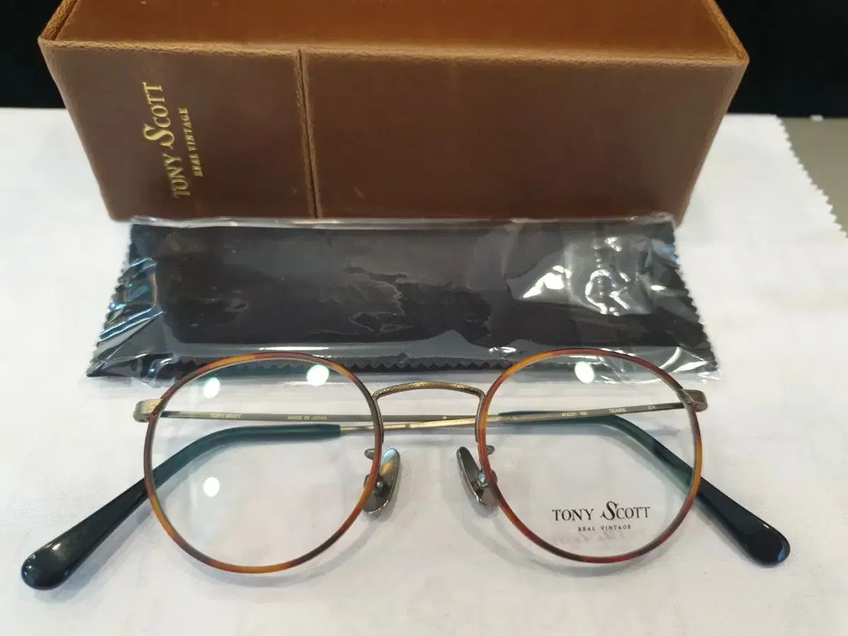 トニースコット チタンメガネ Tears 商品