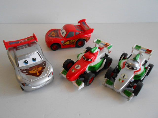 ♯Jua10FT カーズ プルバック レーサーカー シルバー 全6種 - メルカリ