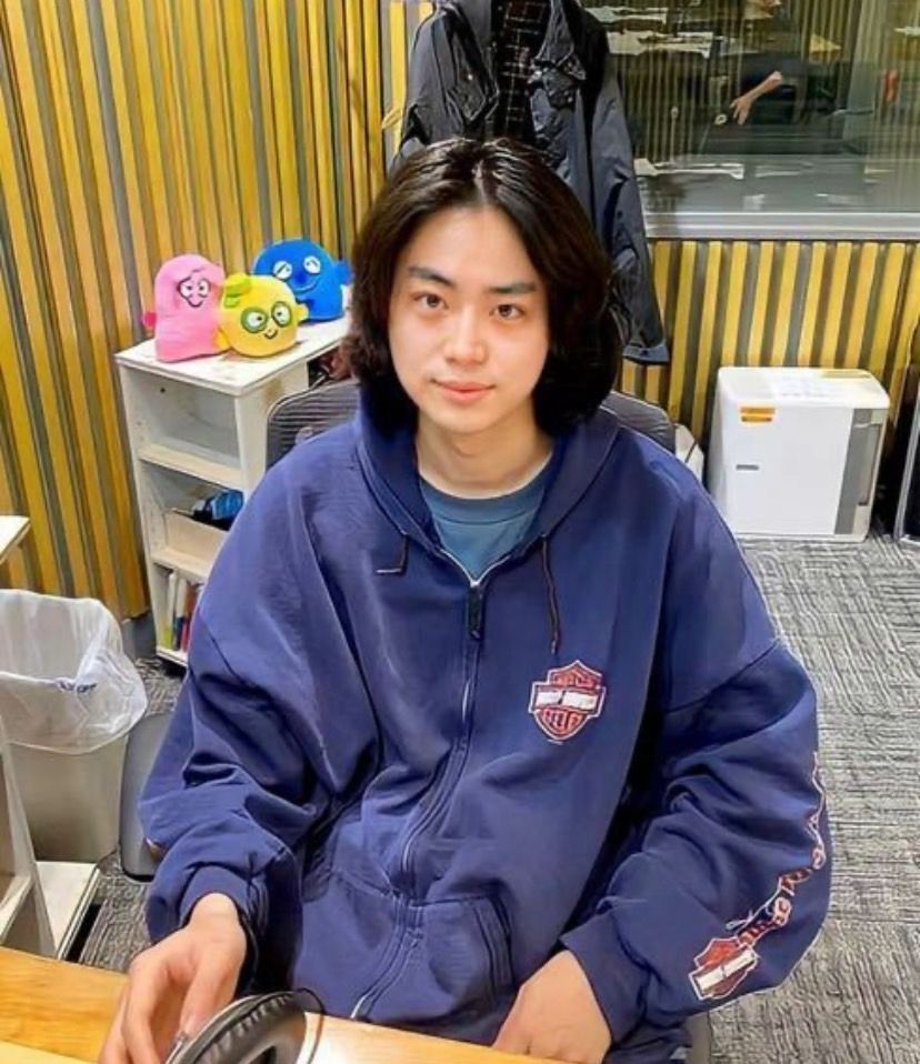 超希少　菅田将暉　着用　ハーレーダビッドソン　ジップアップ　フーディー　紺 超希少 菅田将暉 着用 ハーレーダビッドソン ジップアップ フーディー