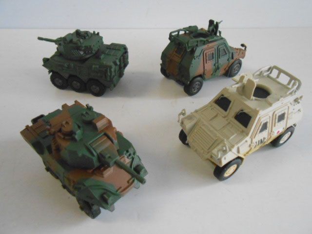 ♯Kyi17Go カプセルQ ワールド タンク 陸上 自衛隊編 全8種 - メルカリ