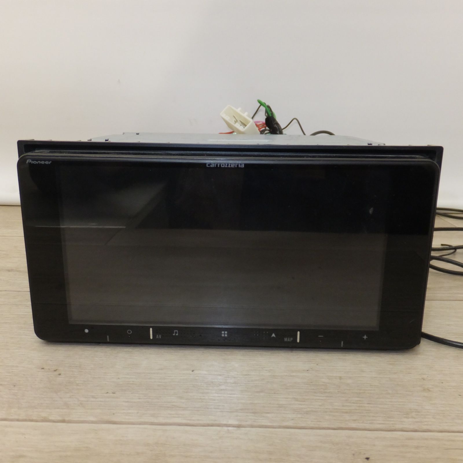 楽ナビ AVIC-RW720