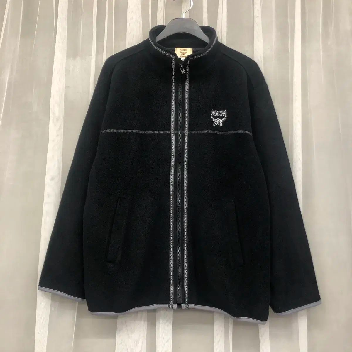 MCM レゼール ブラック フリース ジャケット Mサイズ 95 100