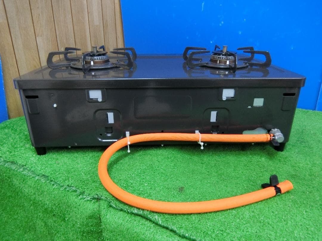 F7 パロマガステーブル