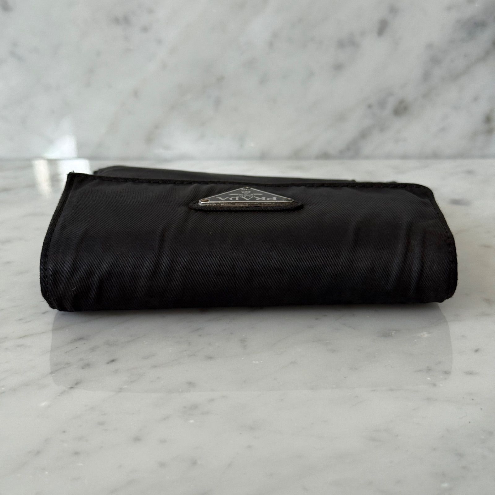 【PRADA／プラダ】ナイロン×レザー 三つ折り財布 ブラック トライアングル PRADA プラダ 三つ折財布 ナイロン ブラック 黒 トライアングル レザー